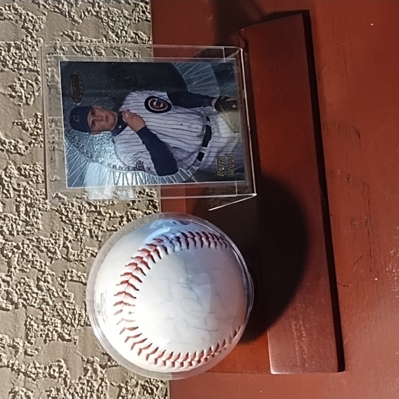 Kerry Wood Chicago Cubs and Other Players Autographed Baseball #eshopchicago